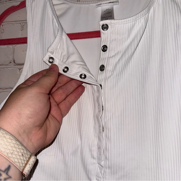 ANDIE White One-Piece Swimsuit Size Medium - Picture 8 of 10